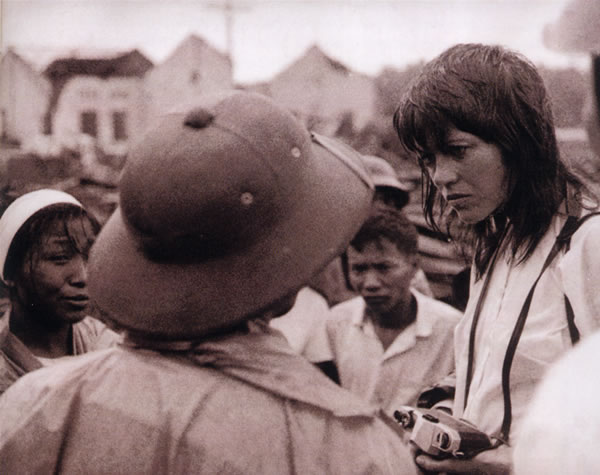 Jane Fonda in Hanoi, original uncropped photo.